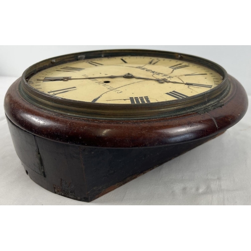 1210 - An antique wooden cased fusee wall hanging clock from Beckett's, North Finchley. With Roman Numeral ... 