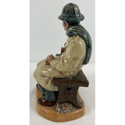 1221 - Royal Doulton ceramic figurine 