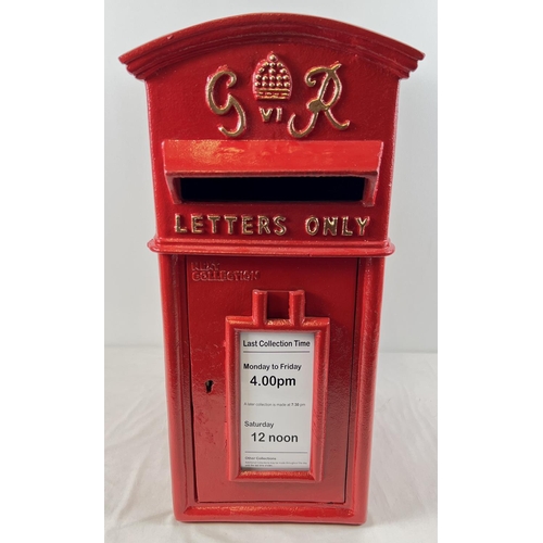 1227 - A full sized, red painted, cast metal GR post box with gold painted detail. Complete with keys. Appr... 