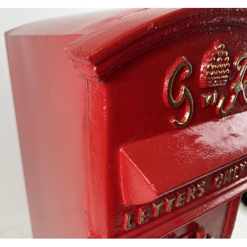 1227 - A full sized, red painted, cast metal GR post box with gold painted detail. Complete with keys. Appr... 