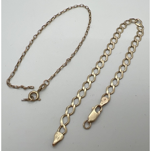 1101 - 2 9ct gold bracelets for scrap or repair. An 8 inch, curb chain and an 8 inch belcher chain. Gold ma... 