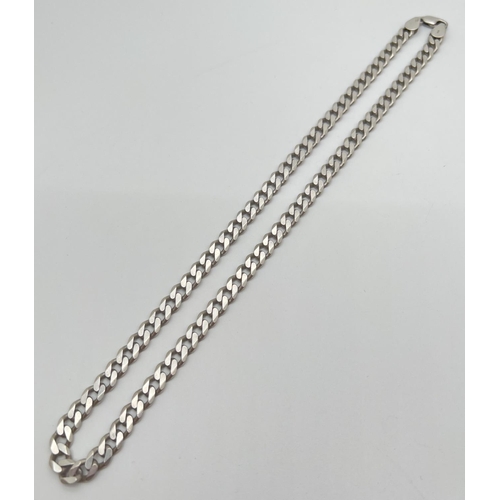 1140 - A 20 inch silver curb chain necklace with lobster claw clasp. Silver marks to both clasp and fixings... 