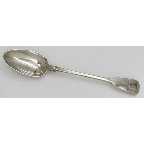 1213 - A large George IV William Chawner Georgian silver fiddleback serving spoon with engraved fox motif t... 