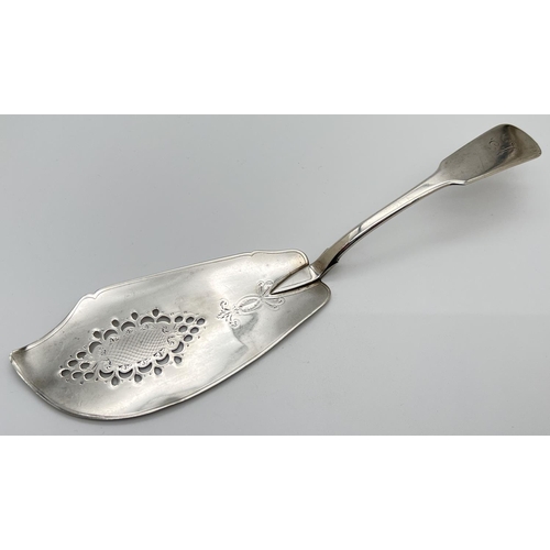 1214 - A Peter & William Bateman Georgian silver fish serving slice with pierced & engraved detail. Hallmar... 