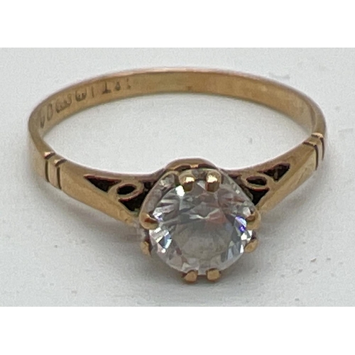 1184 - A vintage 9ct gold and clear stone solitaire ring with high mount setting. Ring size I½, total weigh... 