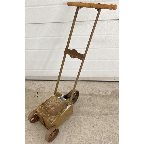 1306 - An antique cast iron line marker, marked 'S.I.F Suffolk Auto'. With replacement wooden handle, has h... 