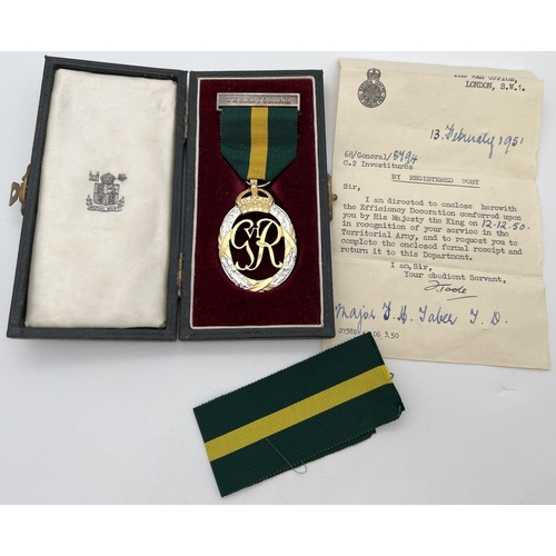 1185 - A 1950 Territorial Army Efficiency Decoration medal with award letter, bar, ribbon and original Roya... 