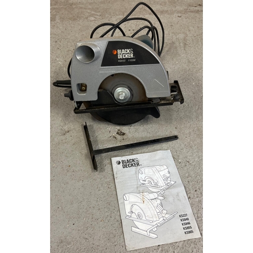 1420 - A Black & Decker KS850 circular saw complete with instruction book and parallel fence. Not tried and... 