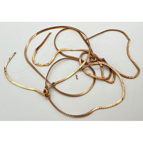 1085 - 2 broken 9ct gold chains with spring ring clasps, for scrap or repair. Both hallmarked. Total weight... 