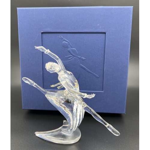 1294 - A boxed Swarovski 2004 SCS Members Exclusive crystal ballerina figurine 