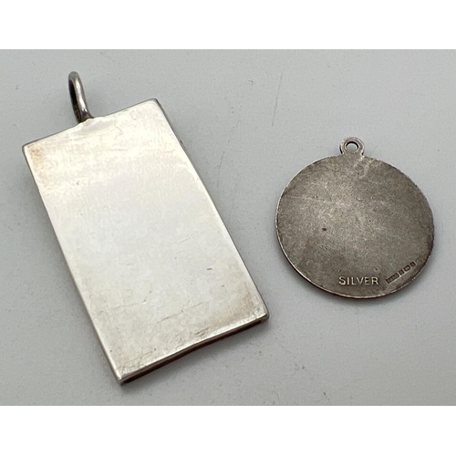 1112 - 2 vintage hallmarked silver pendants. A 1977 Jubilee ingot pendant, hallmarked to front (approx. 4cm... 