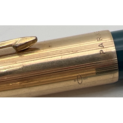 1178 - A vintage Parker fountain pen & mechanical pencil set with 12ct Rolled Gold caps. Teal coloured body... 