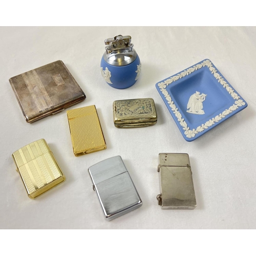 1414 - A collection of assorted vintage smoking related items to include Wedgwood Jasperware table lighter ... 