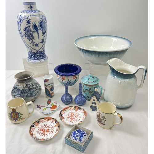 1416 - A collection of vintage and  modern ceramics. To include Edward VIII and Queen Elizabeth coronation ... 