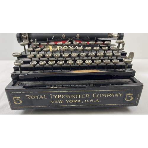 1417 - An antique 1912 No. 5 Royal Standard Typewriter by The Royal Typewriter Company, New York, USA. Pain... 