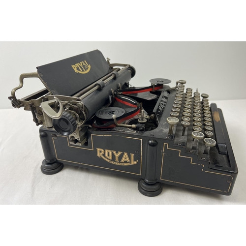 1417 - An antique 1912 No. 5 Royal Standard Typewriter by The Royal Typewriter Company, New York, USA. Pain... 