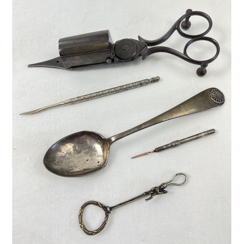 1420 - An antique Hobdays patent plane movement candle snuffer/trimmer together with a small collection of ... 