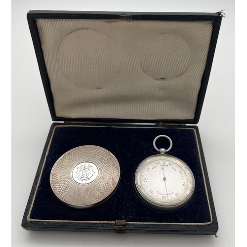 1143 - A Victorian silver cased compass from Jones, 23 Boulevart Des Capucines, in original blue velvet lin... 