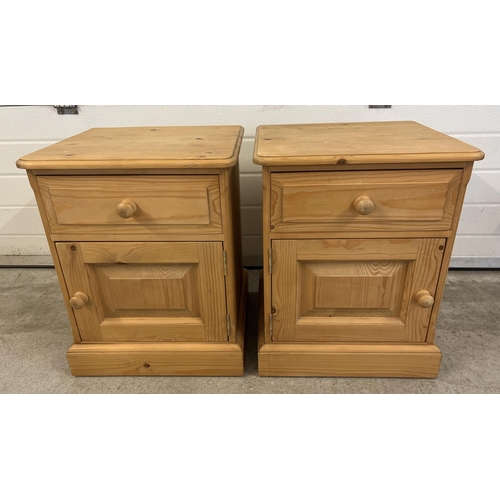 1503 - A pair of modern pine bedside cabinets with bun handles, single drawer and cupboard to each. Approx.... 