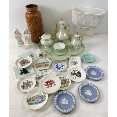 1273 - A collection of vintage ceramics to include a G B Brevet coffee set for one (a/f), busts of the Virg... 