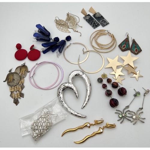 256 - 15 pairs of vintage and modern statement earrings for pierced ears. To include large hoops, plastic ... 