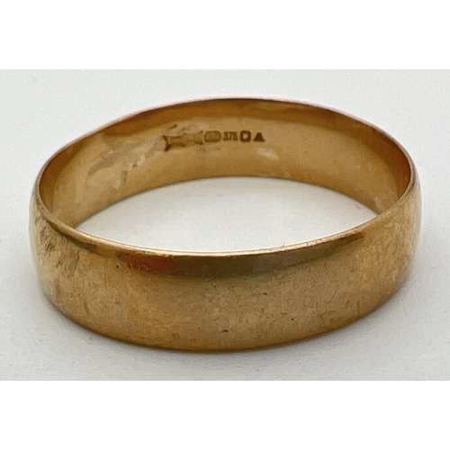 261 - A 9ct gold 6mm wedding band (slightly misshapen). Hallmarks to inside of band. Size X, weight approx... 