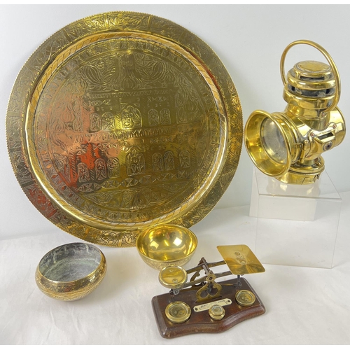 1139 - 5 vintage & antique brass items to include Oriental & Eastern bowls. Lot also includes large circula... 