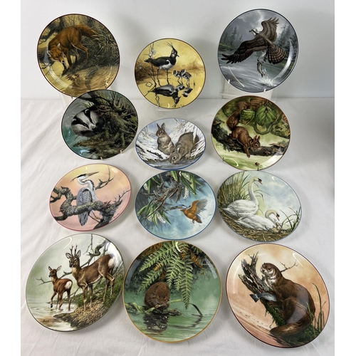 1161 - A complete set of 12 boxed Wedgwood ceramic collectors plates from 'The Water's Edge' series. 8