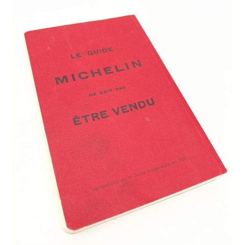 1227 - A Guide Michelin Offert gracieusement aux Chaffeurs Edition 1900. A motoring guide issued to Chauffe... 