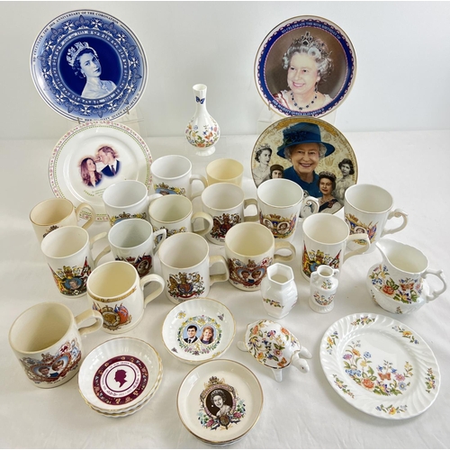 1172 - A box of assorted vintage royal commemorative ceramics together with a collection of Aynsley 