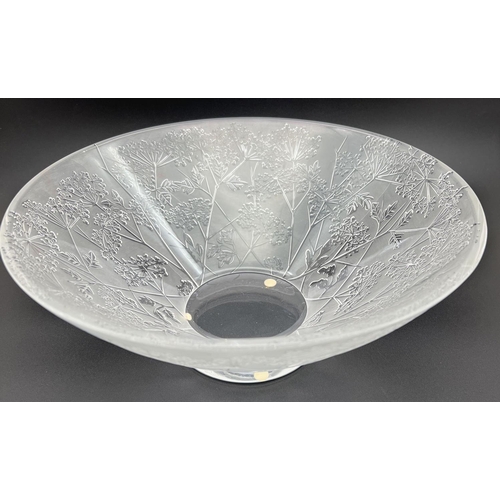 1197 - A Lalique frosted glass 