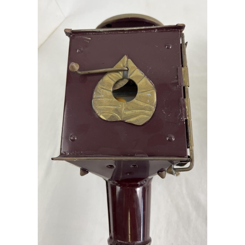 1147 - 2 vintage metal carriage lanterns in blue and burgundy, with leaf detail to metal work. One has elec... 