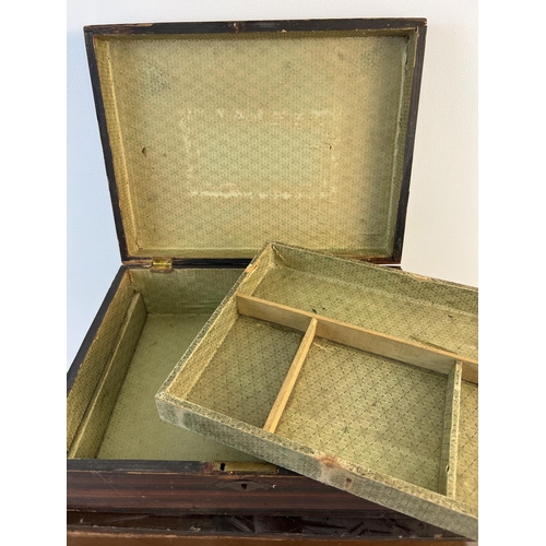 1289 - 3 vintage wooden boxes to include light wood box with baize lined interior & lift out tray and jewel... 