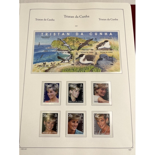 78 - Tristan da Cunha - complete album of stamps, miniature sheets and presentation sheets from 1998 - 20... 