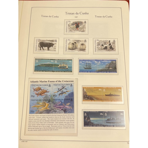 79 - Tristan da Cunha - complete album of stamps, miniature sheets and presentation stamps from 1952 - 19... 