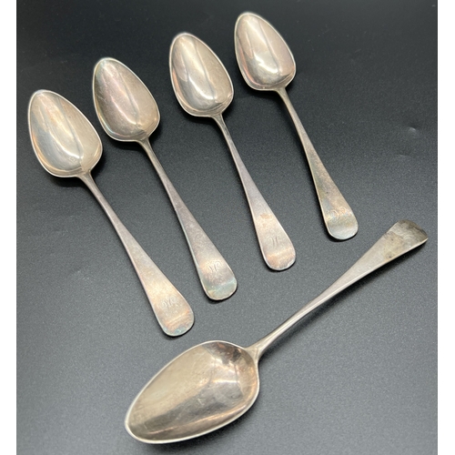 1165 - 5 Georgian Bateman silver teaspoons with J.C. initials engraved to handles. Hallmarks to back of spo... 