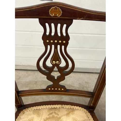 1405 - A pair of decorative Edwardian bedroom chairs with inlaid detail to backs and turned front legs. Cre... 