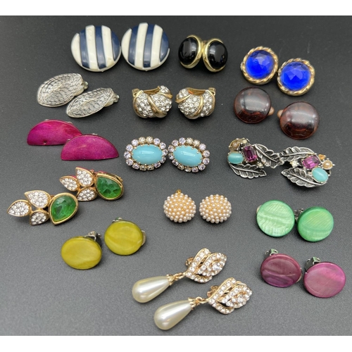 196 - 15 pairs of vintage clip on earrings in both stud and drop styles. To include faux pearl, stone set,... 