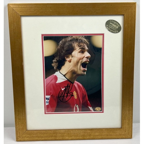 1291 - A framed and glazed signed photograph of Manchester United footballer Ruud Van Nistelrooy, complete ... 