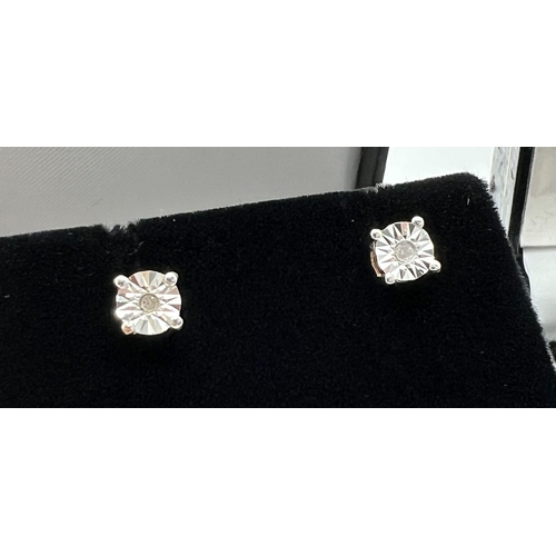 1015 - 2 pairs of silver and diamond illusion set stud earrings. Circular studs together with heart shaped ... 