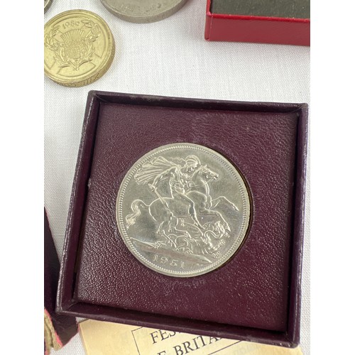 97A - A collection of vintage boxed and unboxed coins to include a 1986 Scottish thistle £2 coin. Lot also... 