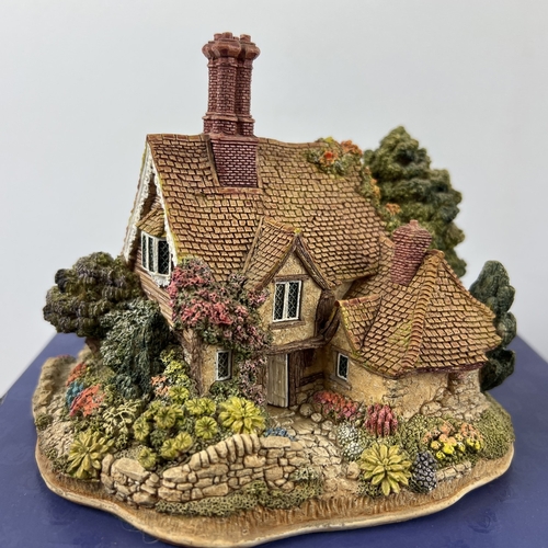 7 assorted large Lilliput Lane collectable houses, 4 boxed, comprising ...