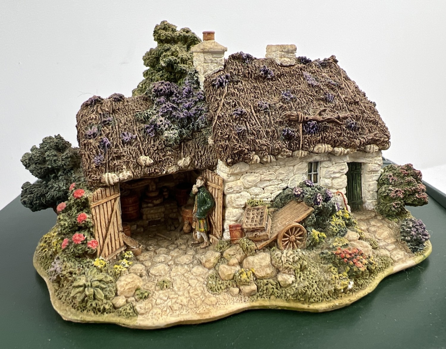 3 boxed Lilliput Lane collectable houses. The Pottery (L2123