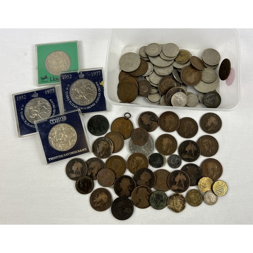 53 - A collection of antique & vintage British coins to include cased commemorative crowns and Victoria p... 