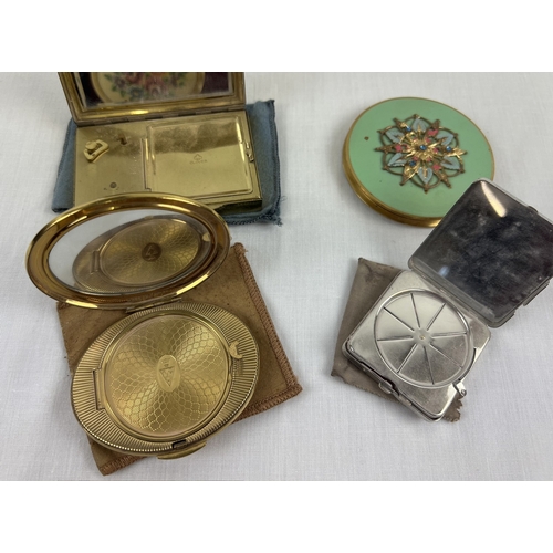 1331 - 4 vintage ladies compacts to include Art Deco square shaped Innoxa compact, oval shaped Kigu compact... 