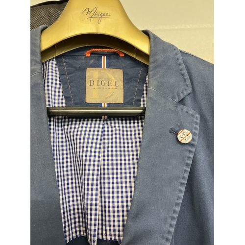 1350 - A Digel menswear Blue linen blazer/jacket, approx. 46