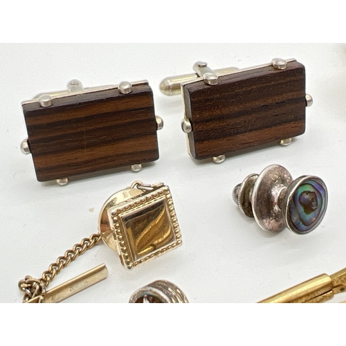 79 - A collection of vintage cuff links, tie pins and clips. To include mother of pearl dogs of fo, oblon... 