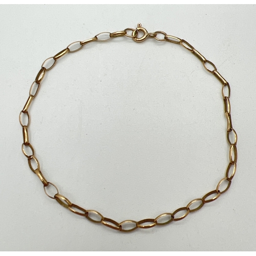 117 - A 7.5 inch 9ct gold belcher chain bracelet with spring ring clasp. Total weight approx. 1.2g.