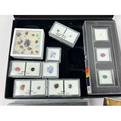 1030 - 4 boxed sets of mixed Gem Collector Gemstones from around the world. To include 50 carats of gemston... 