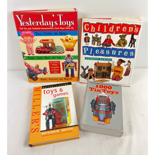 123 - 4 books relating to Toy Collecting and Buying & Selling. To include Yesterday's Toys, 1000 Tin Toys ... 